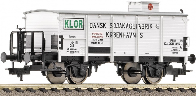 2 axle Tank car for chlorine gas<br /><a href='images/pictures/Fleischmann/544906_rgb.jpg' target='_blank'>Full size image</a>